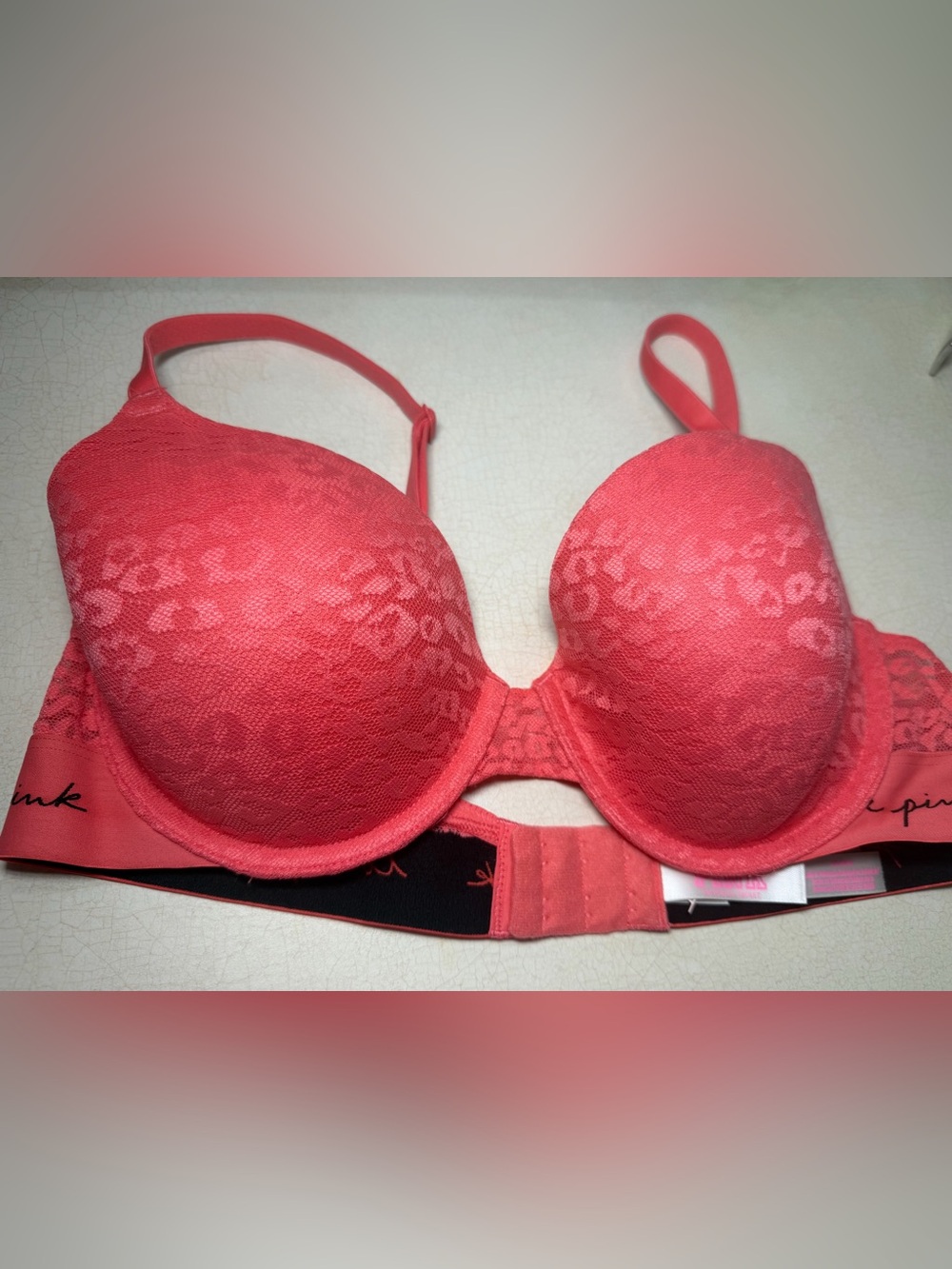 Coral Lace Push-Up Bra - Women Intimates
Pink/Victoria secret